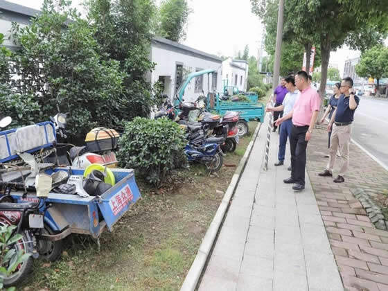 城市文明的底色!这个周末,他们热情似火,冲在一线……