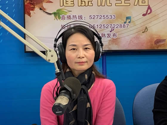 市二院李素娟讲解糖尿病患者自我管理